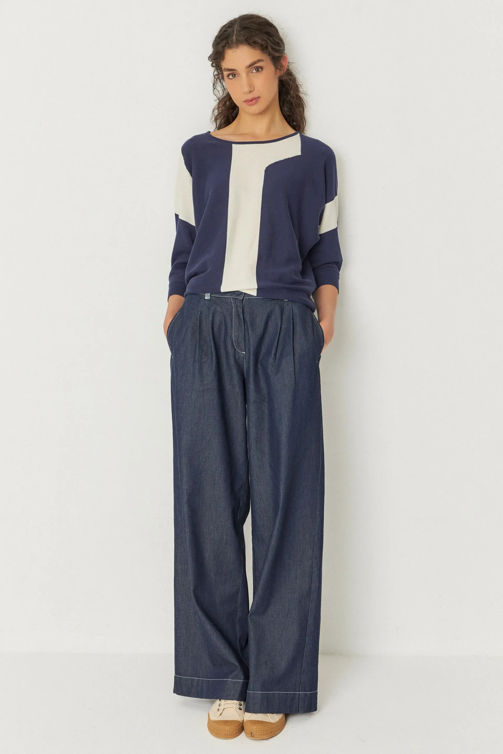 SKFK PULL NAIKE-GOTS- Pulls Et Cardigans