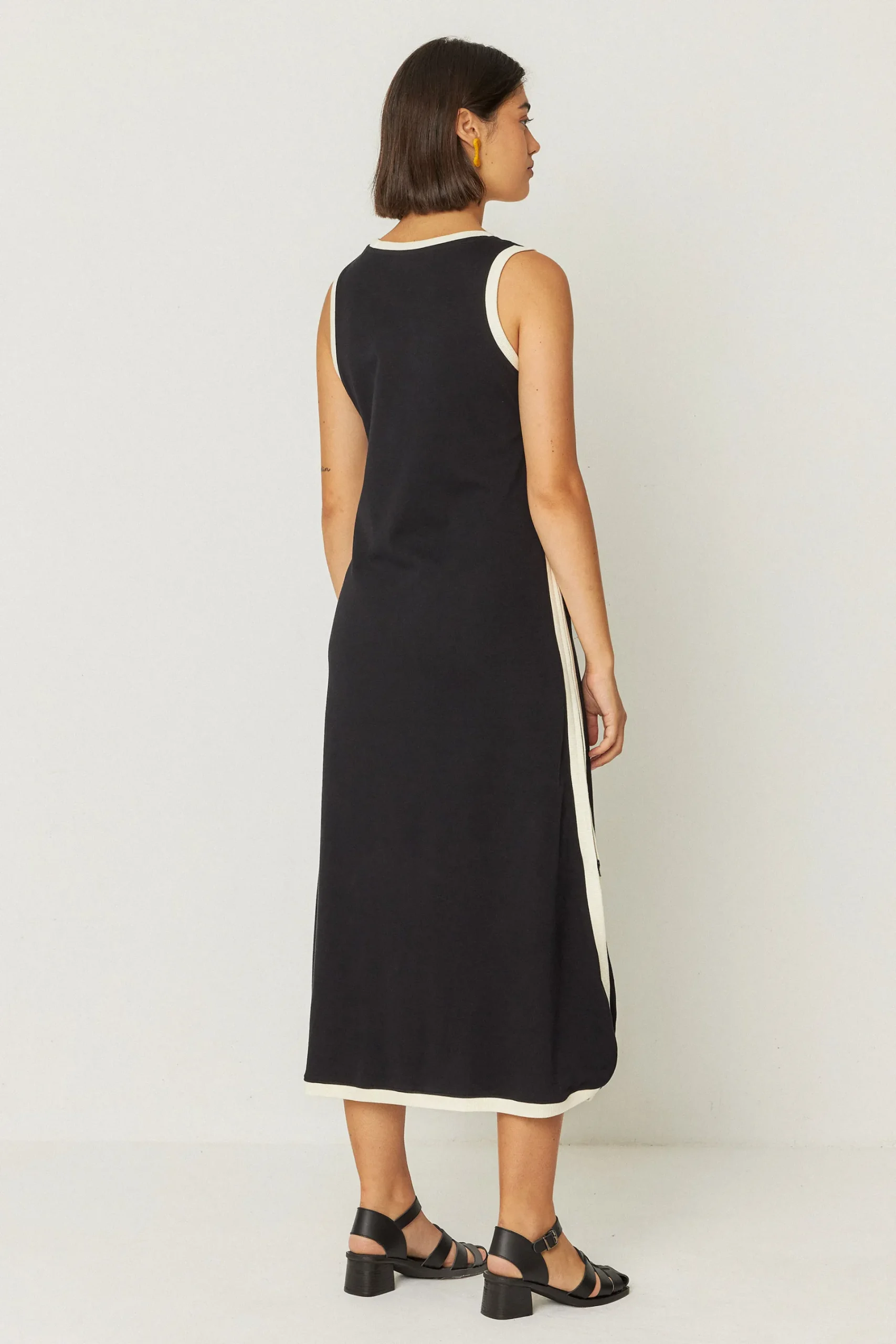 SKFK ROBE NAILA-GOTS- Robes